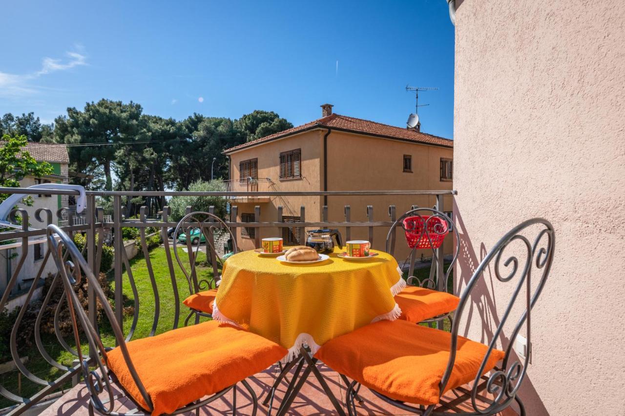 Apartment Orange 29 Ровінь Екстер'єр фото