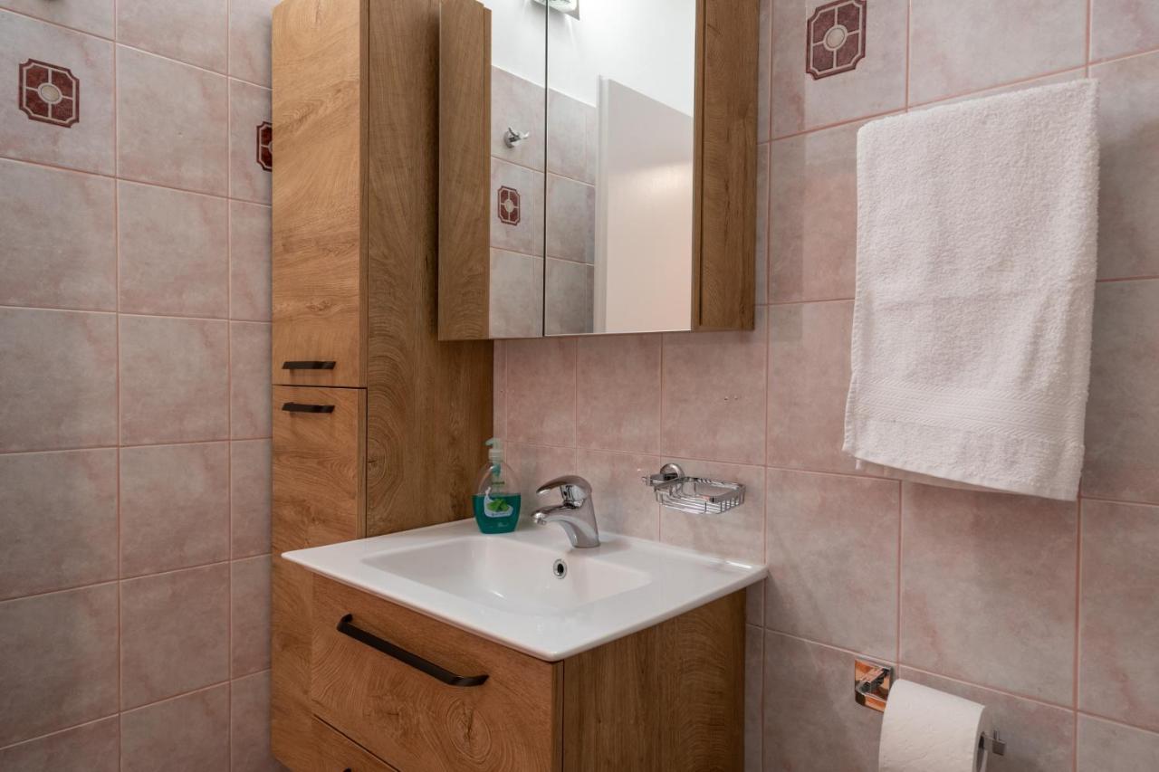 Apartment Orange 29 Ровінь Екстер'єр фото