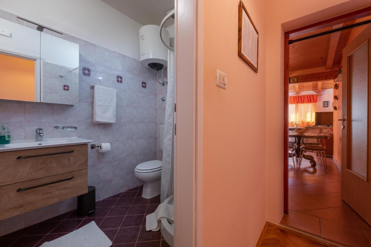 Apartment Orange 29 Ровінь Екстер'єр фото